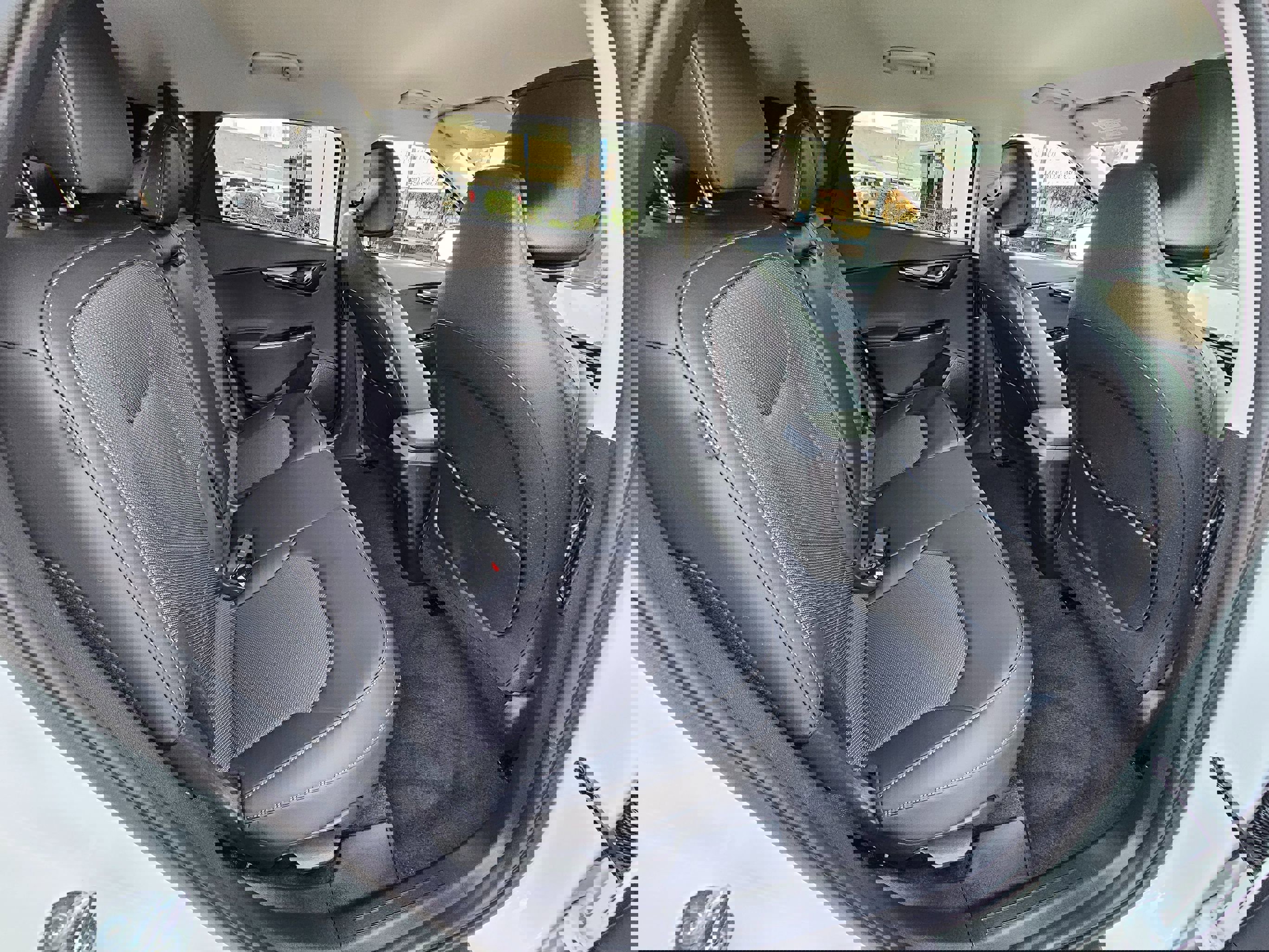 Used 2025 Kia EV6 Light image 29