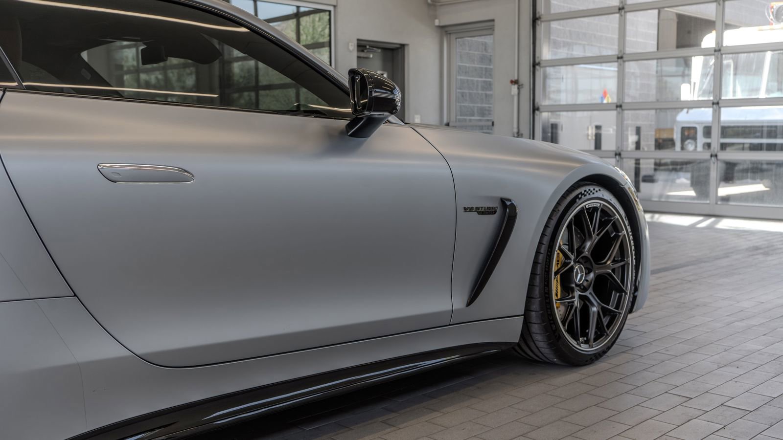 Used 2025 Mercedes-Benz AMG GT 63 image 30