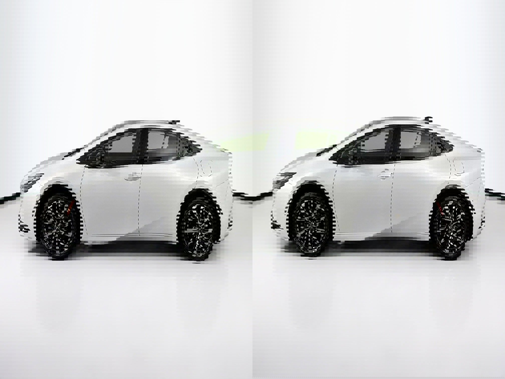 Used 2024 Toyota Prius Prime SE image 7