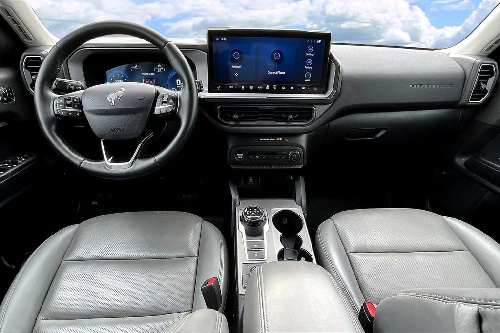 Used 2025 Ford Bronco Sport Badlands image 9