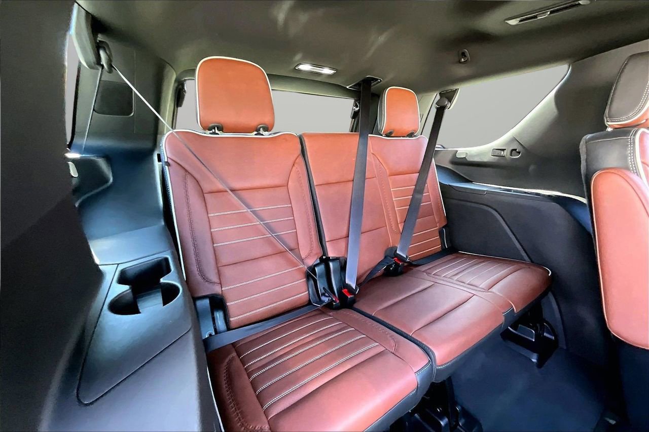 Used 2023 GMC Yukon Denali Ultimate image 26