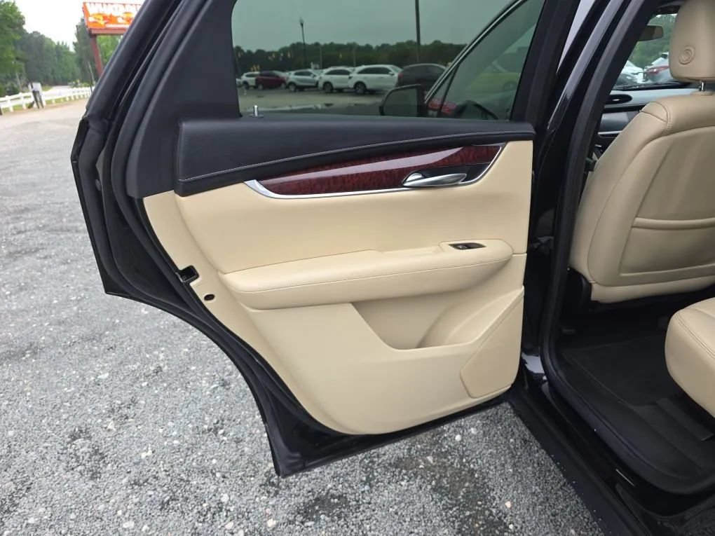 Used 2019 Cadillac XT5 Luxury FWD image 46