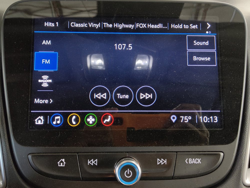 Used 2025 Chevrolet Malibu LT FWD image 25