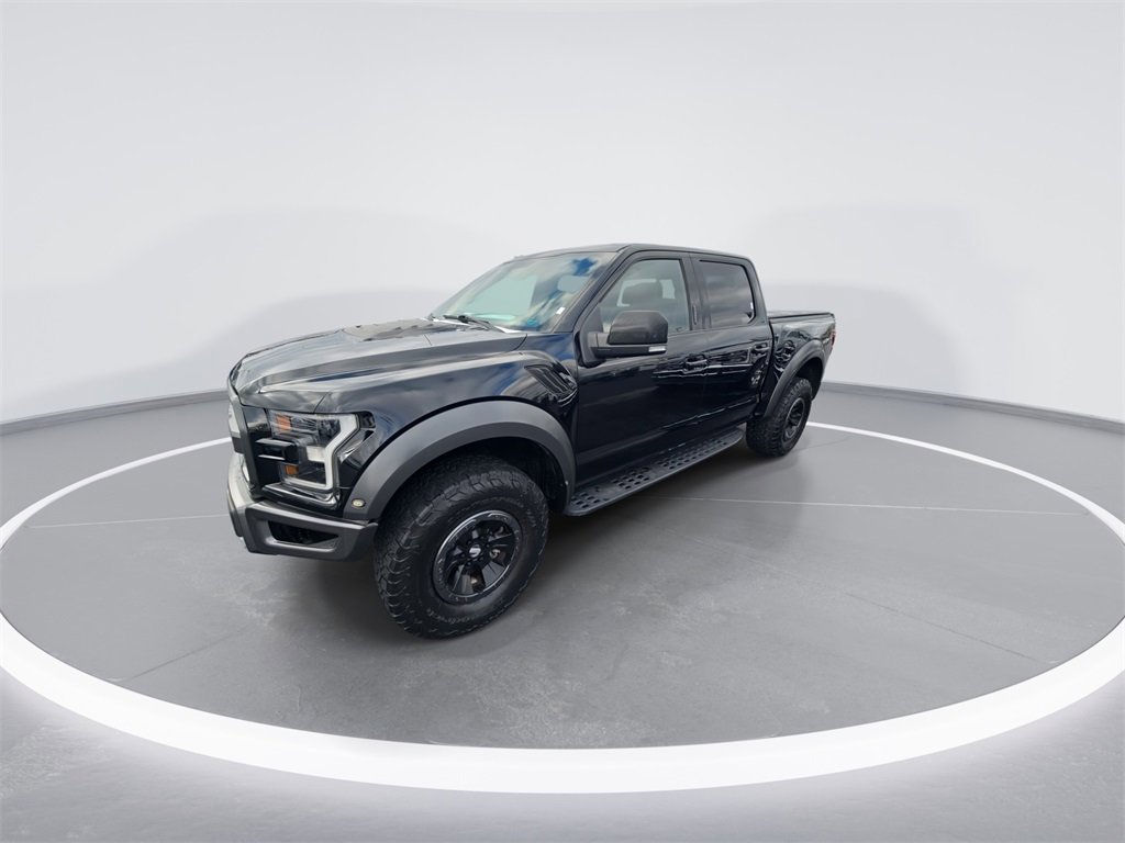 Used 2018 Ford F150 Raptor w/ Equipment Group 802A Luxury image 4