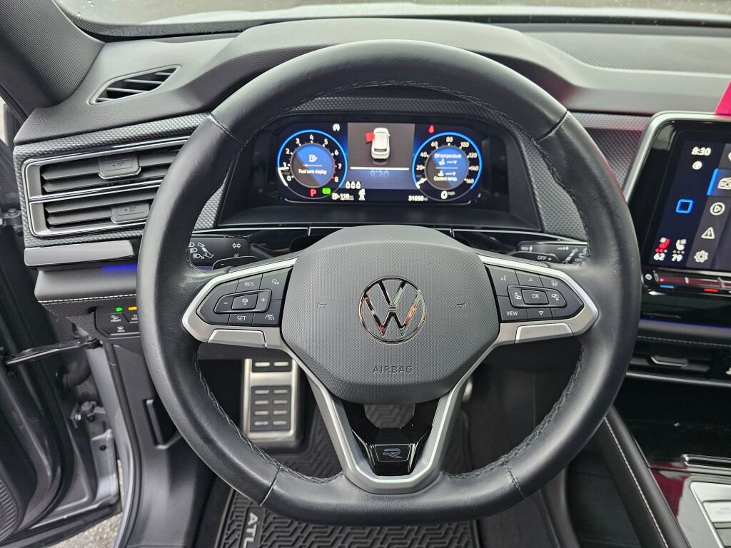 Used 2024 Volkswagen Atlas Cross Sport SEL Premium R-Line image 22
