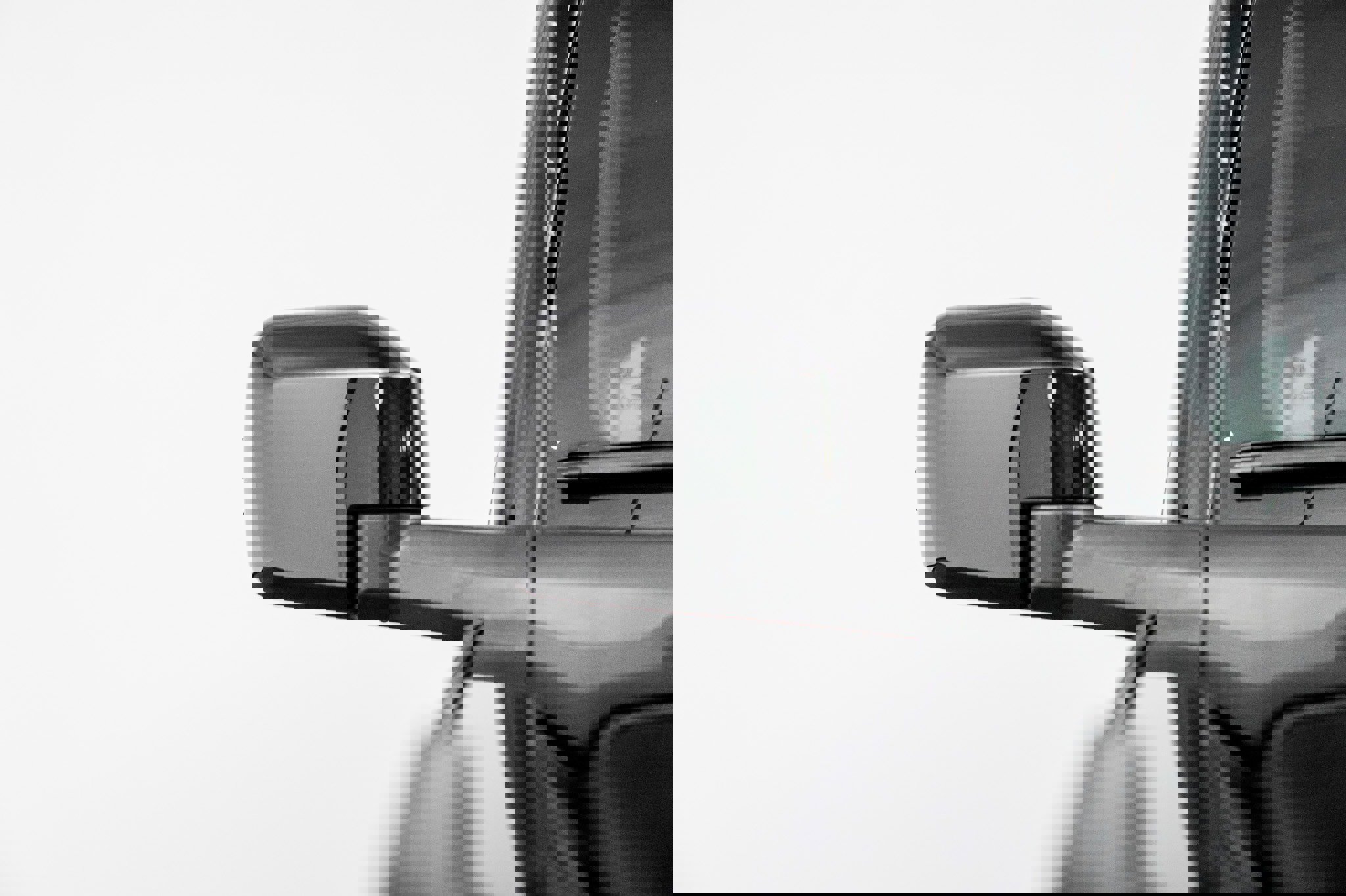 Used 2025 Ford Bronco Outer Banks image 6