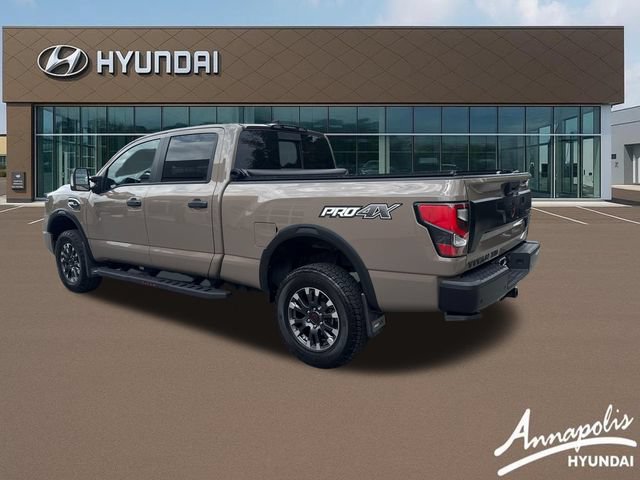 Used 2023 Nissan Titan PRO-4X AWD/4WD image 3