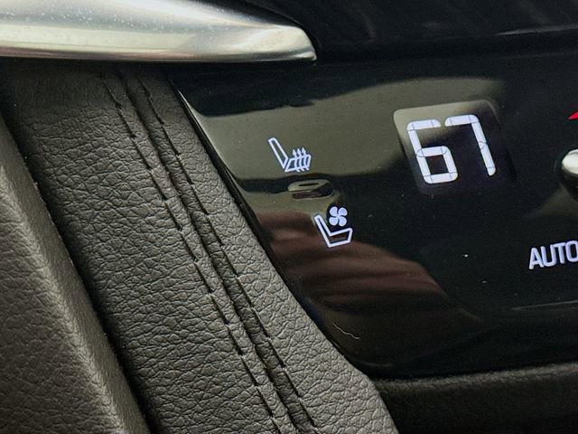 Used 2023 Cadillac XT6 Premium Luxury image 23