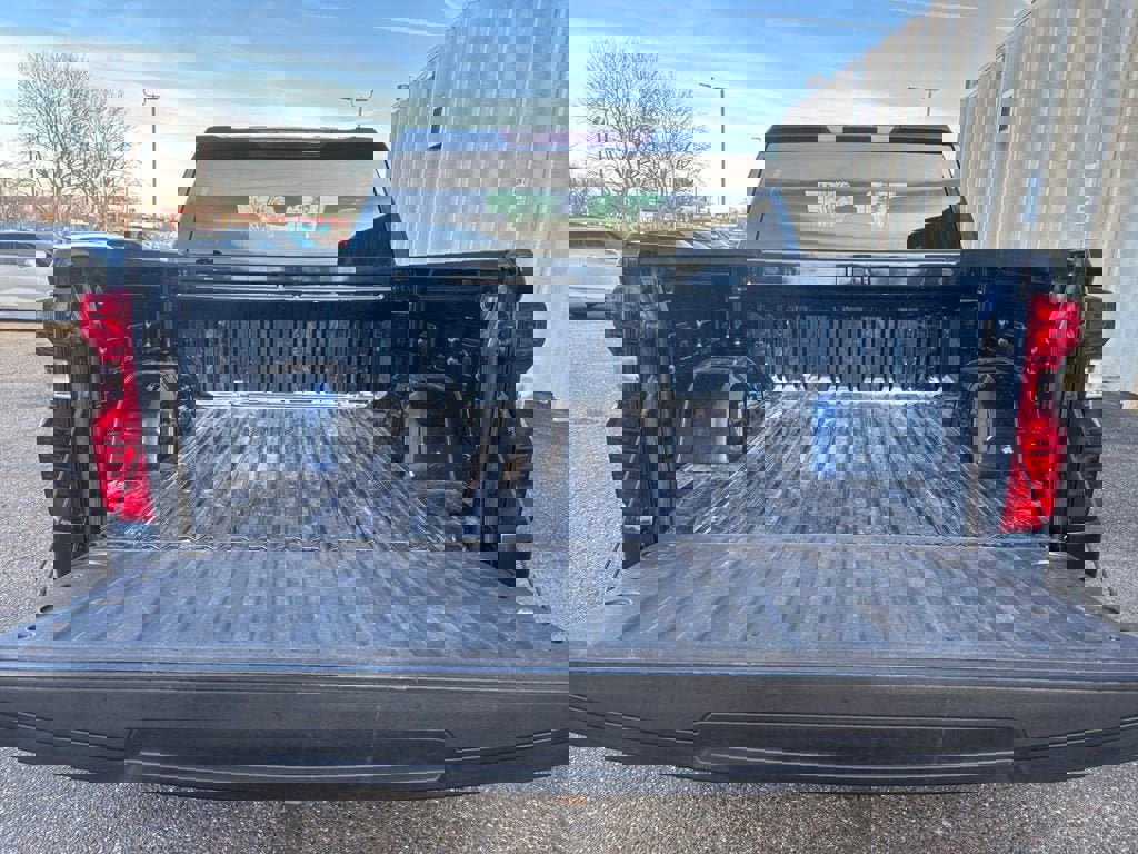 Used 2023 Chevrolet Silverado 1500 LT image 19