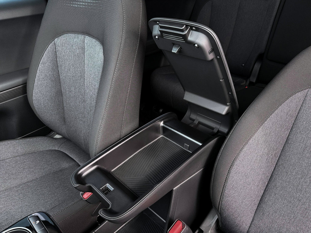 New 2026 Hyundai Ioniq 5 SE RWD image 18