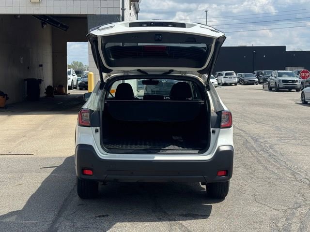 Used 2023 Subaru Outback Onyx Edition XT AWD/4WD image 33