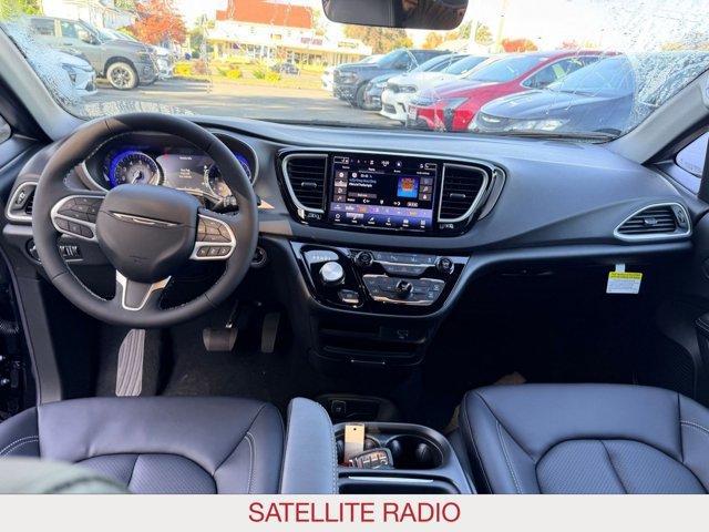 New 2027 Chrysler Pacifica LX FWD image 20