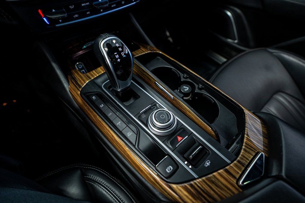 Used 2017 Maserati Levante w/ Luxury Package image 51