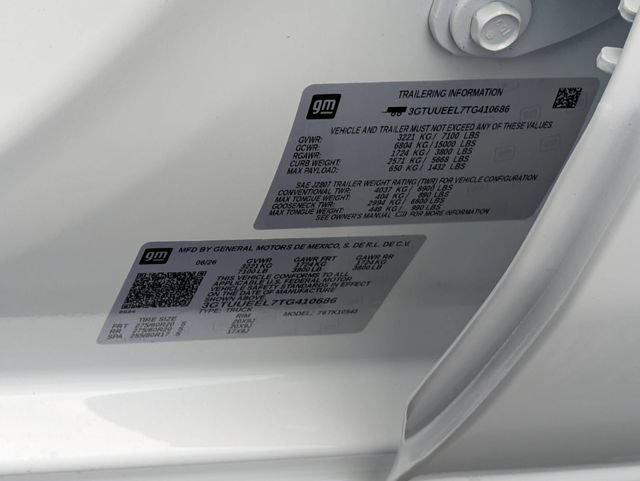 New 2026 GMC Sierra 1500 AT4 w/ Technology Package AWD/4WD image 34