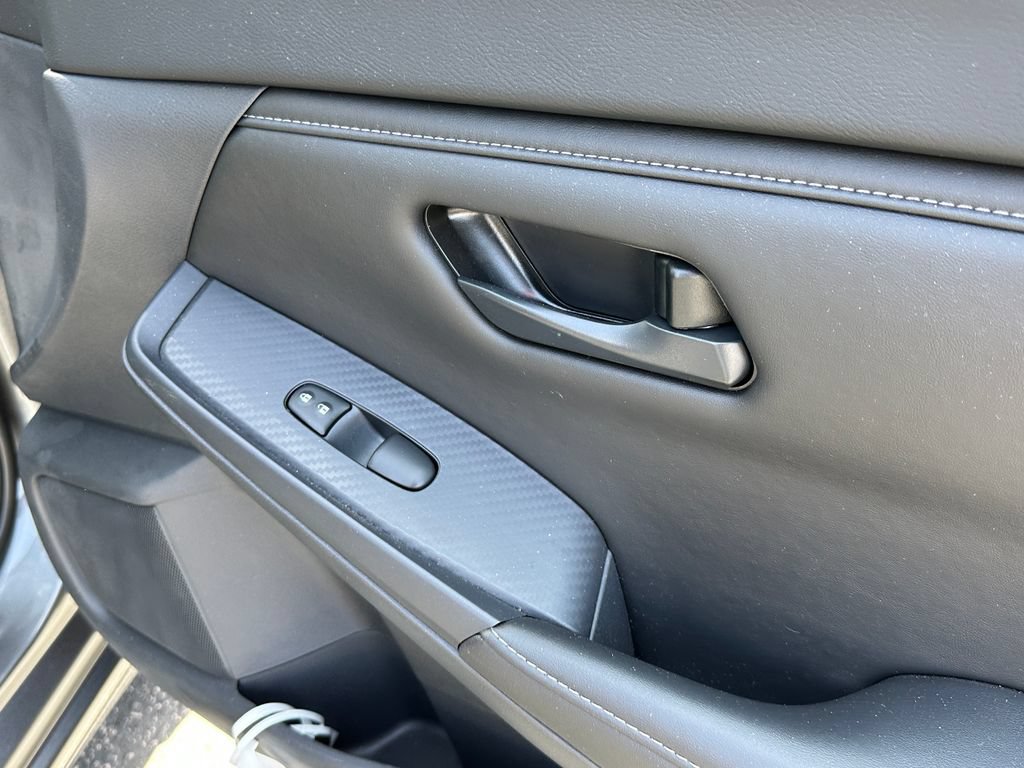 Used 2025 Nissan Altima 2.5 S FWD image 48