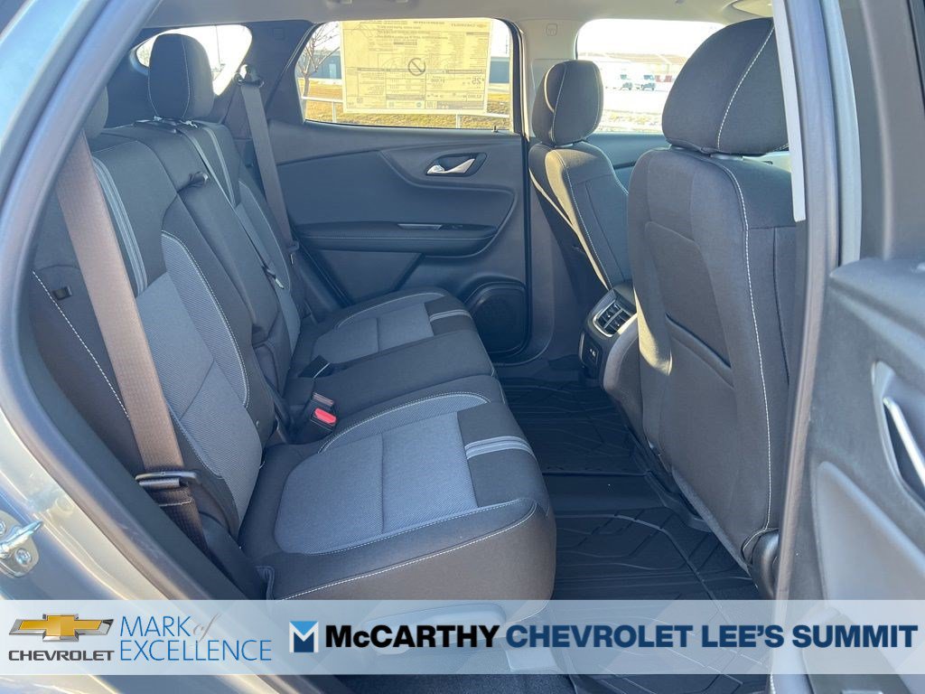 New 2026 Chevrolet Blazer LT w/ Convenience Package FWD image 21