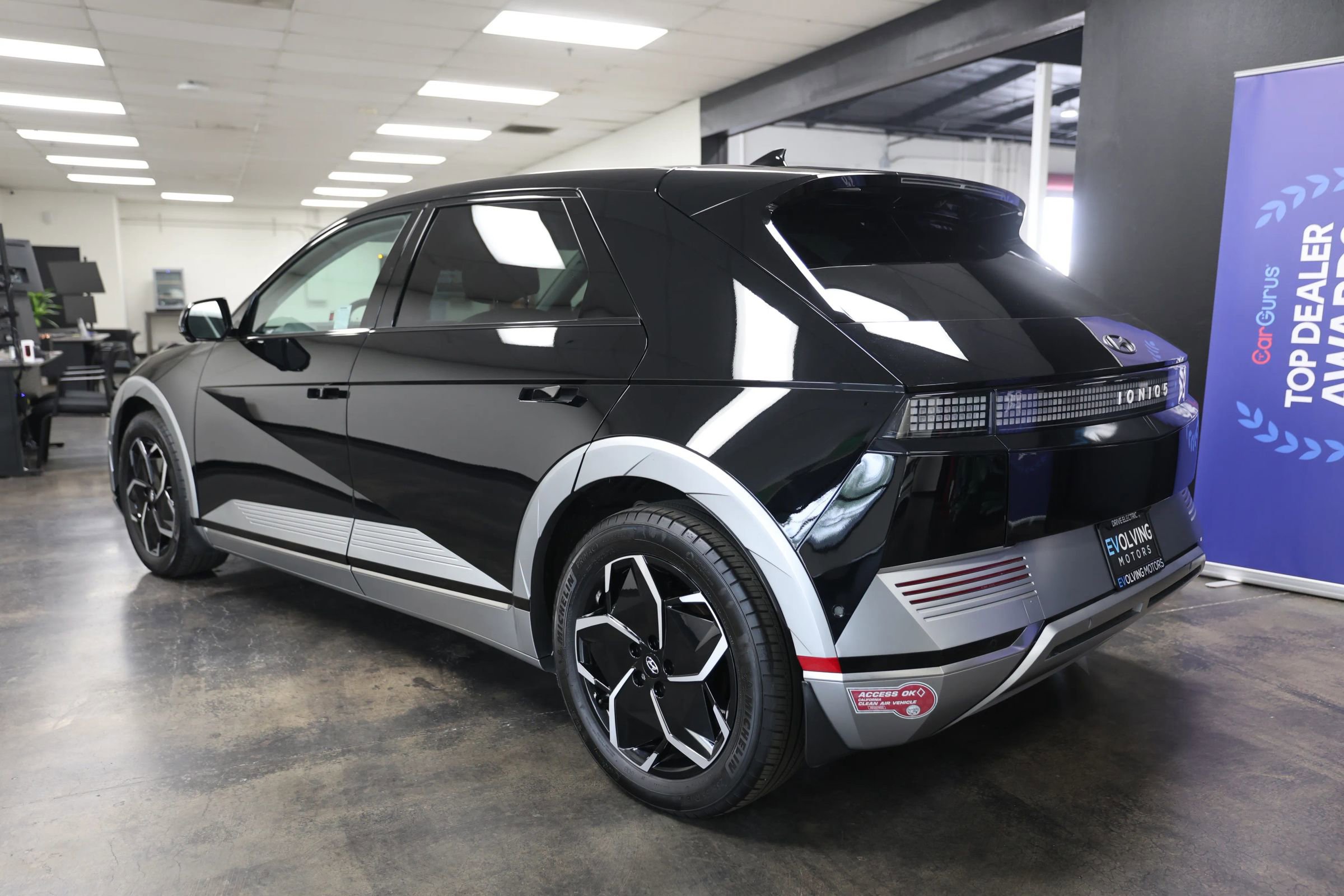 Used 2024 Hyundai Ioniq 5 Limited image 7