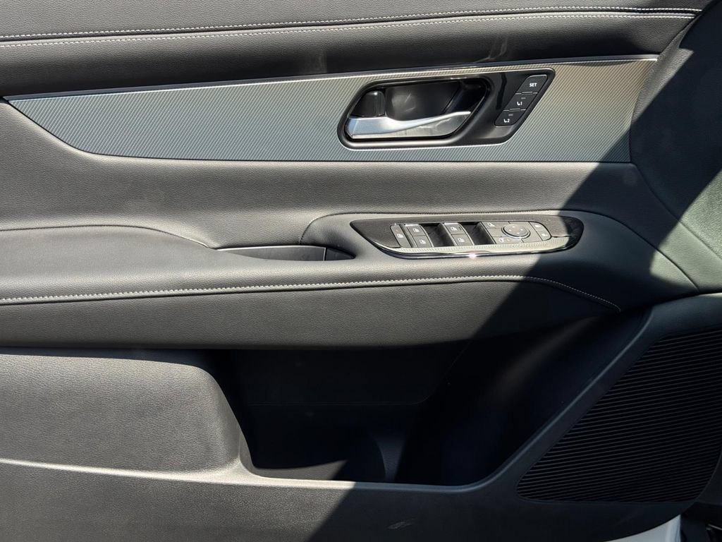 New 2025 Nissan Murano SL AWD/4WD image 11