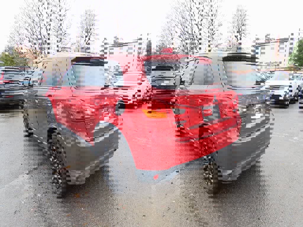 Used 2017 Mitsubishi Outlander Sport ES image 4