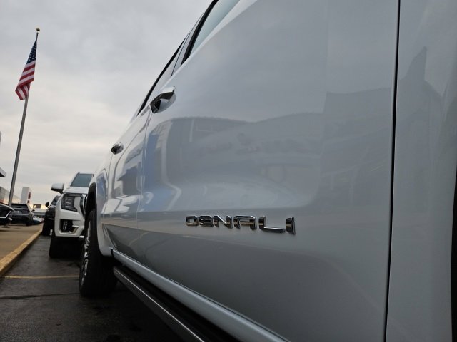 New 2026 GMC Sierra 1500 Denali Ultimate image 12