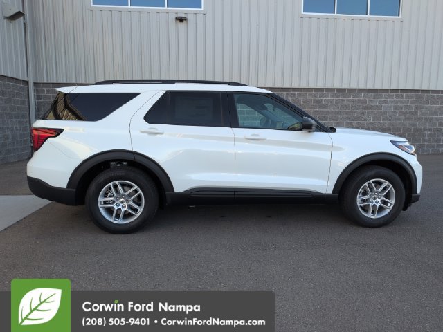 New 2027 Ford Explorer Active AWD/4WD image 2