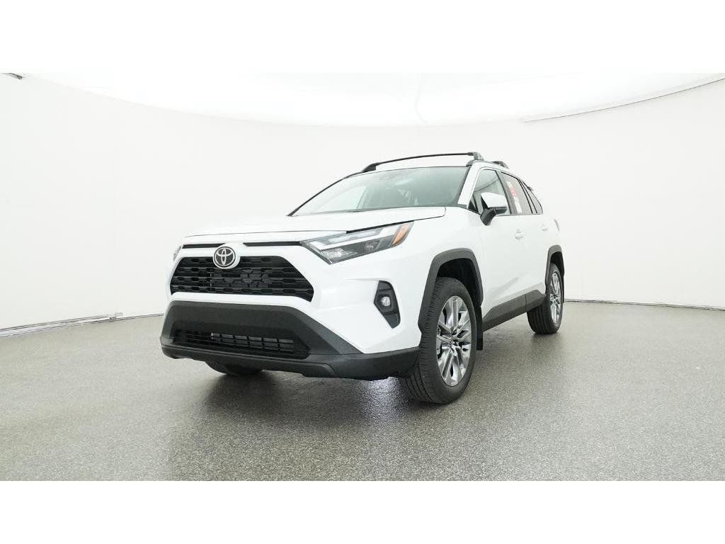 Used 2025 Toyota RAV4 XLE Premium FWD image 38