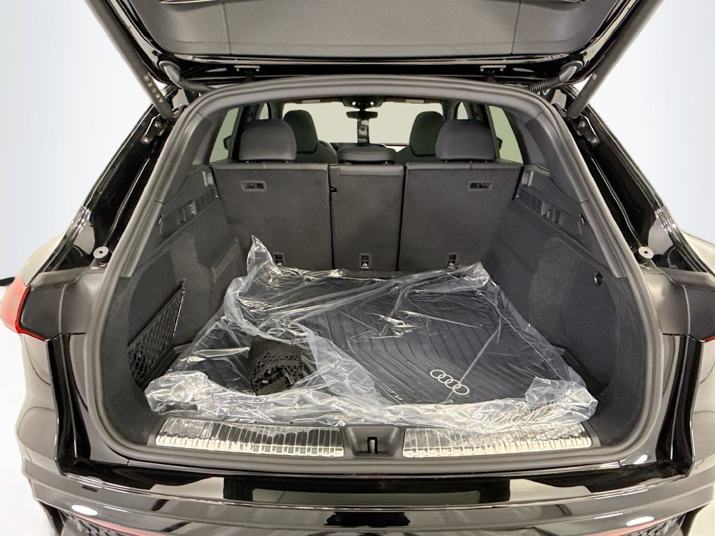 Used 2026 Audi SQ5 Premium Plus AWD/4WD image 27