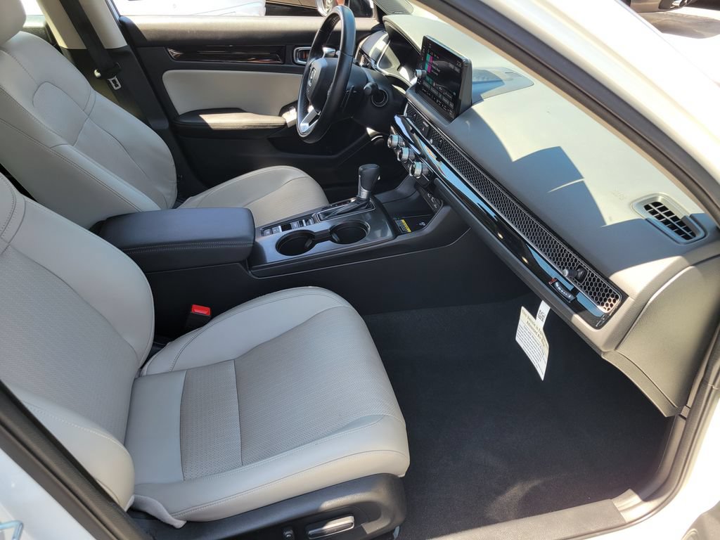 Used 2024 Honda Civic Touring image 17
