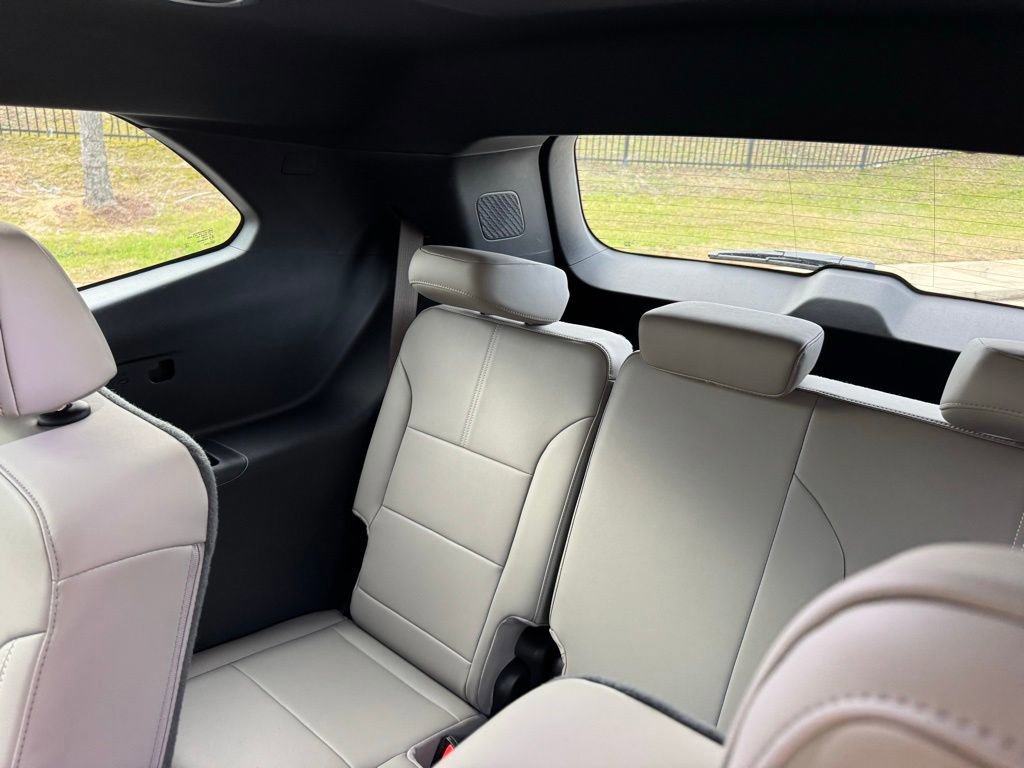 New 2026 GMC Acadia Elevation w/ Elevation Premium Package image 23