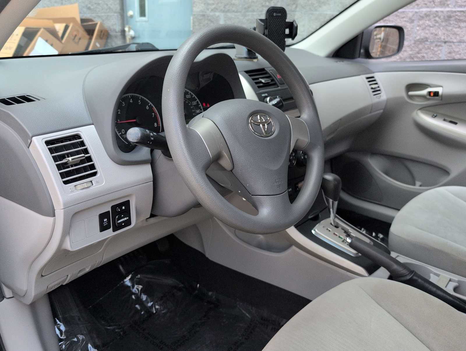 Used 2010 Toyota Corolla LE FWD image 10