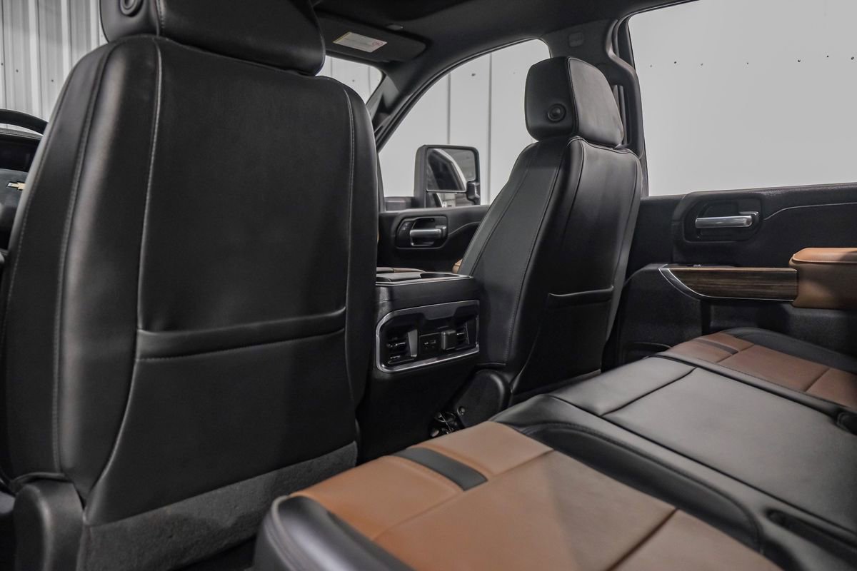 Used 2022 Chevrolet Silverado 3500 High Country image 39