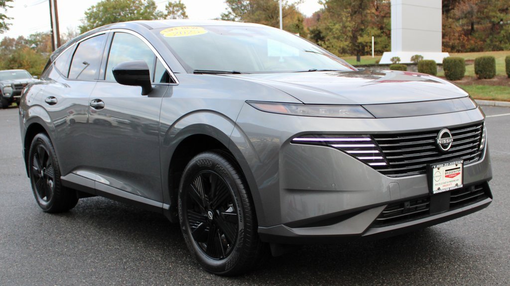 Certified 2025 Nissan Murano SV image 4