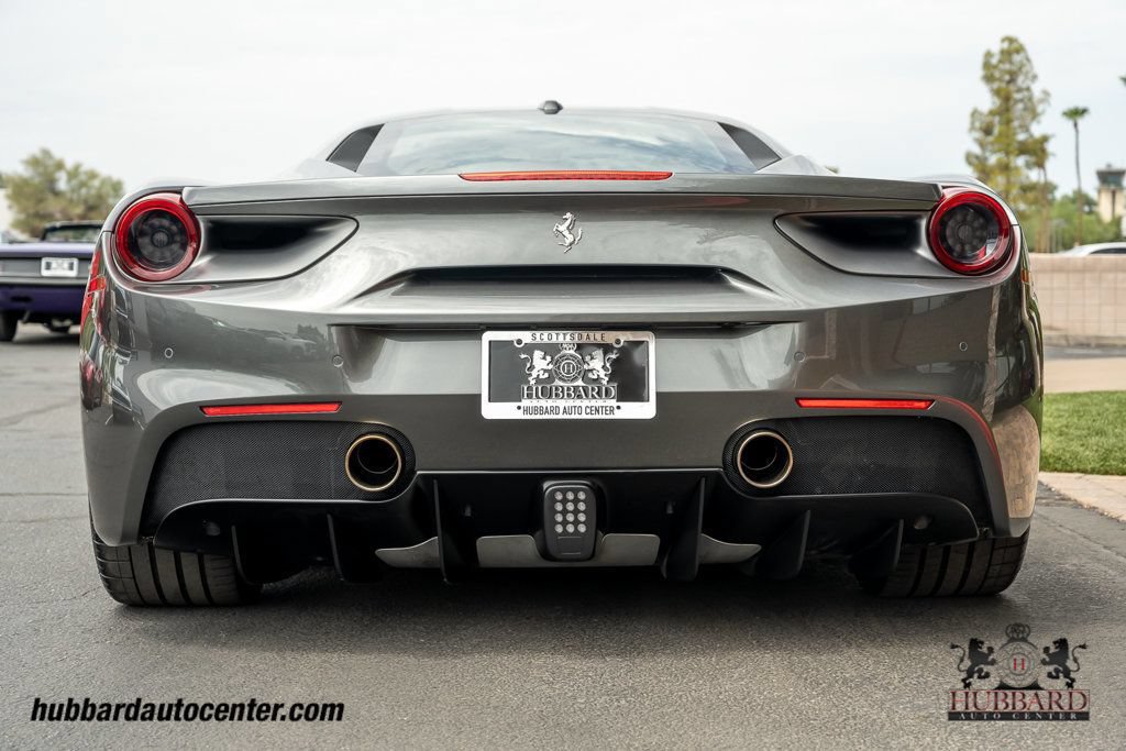 Used 2017 Ferrari 488 GTB RWD image 6