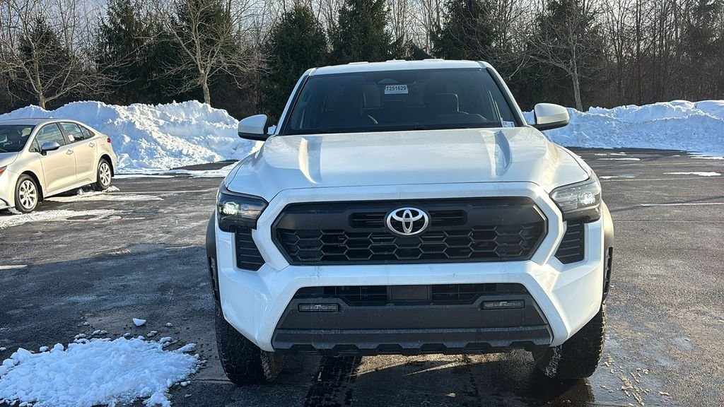 New 2025 Toyota Tacoma TRD Off-Road AWD/4WD image 8