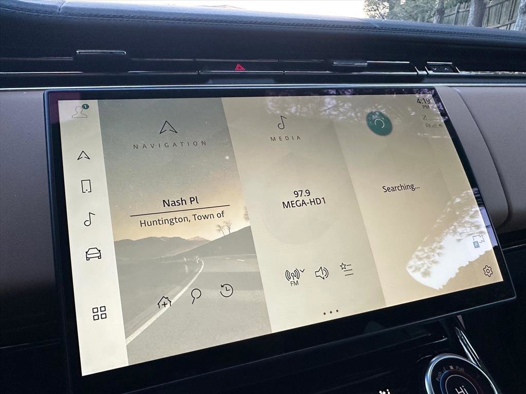 Used 2023 Land Rover Range Rover Sport SE image 13