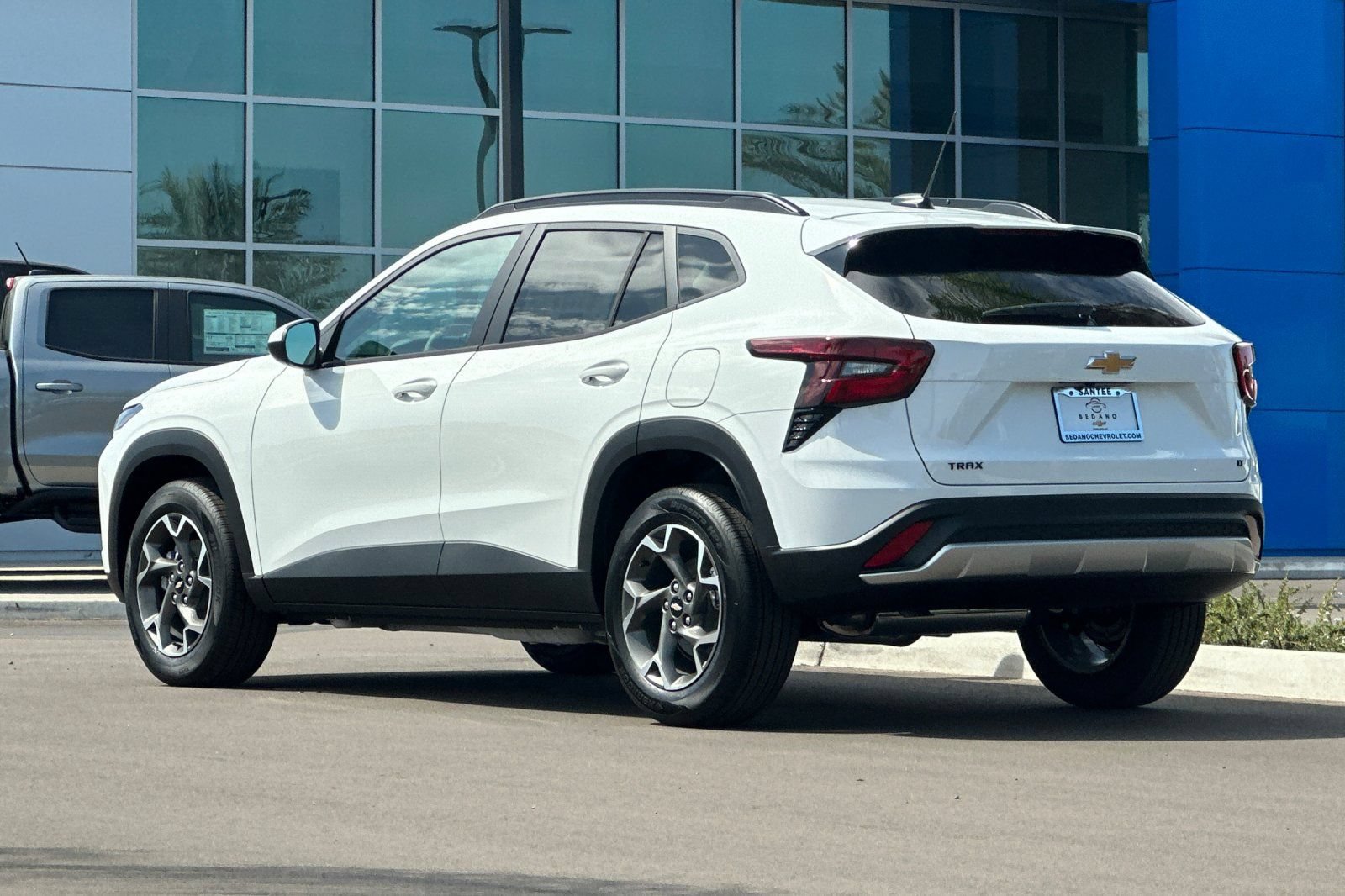 New 2026 Chevrolet Trax LT FWD image 6