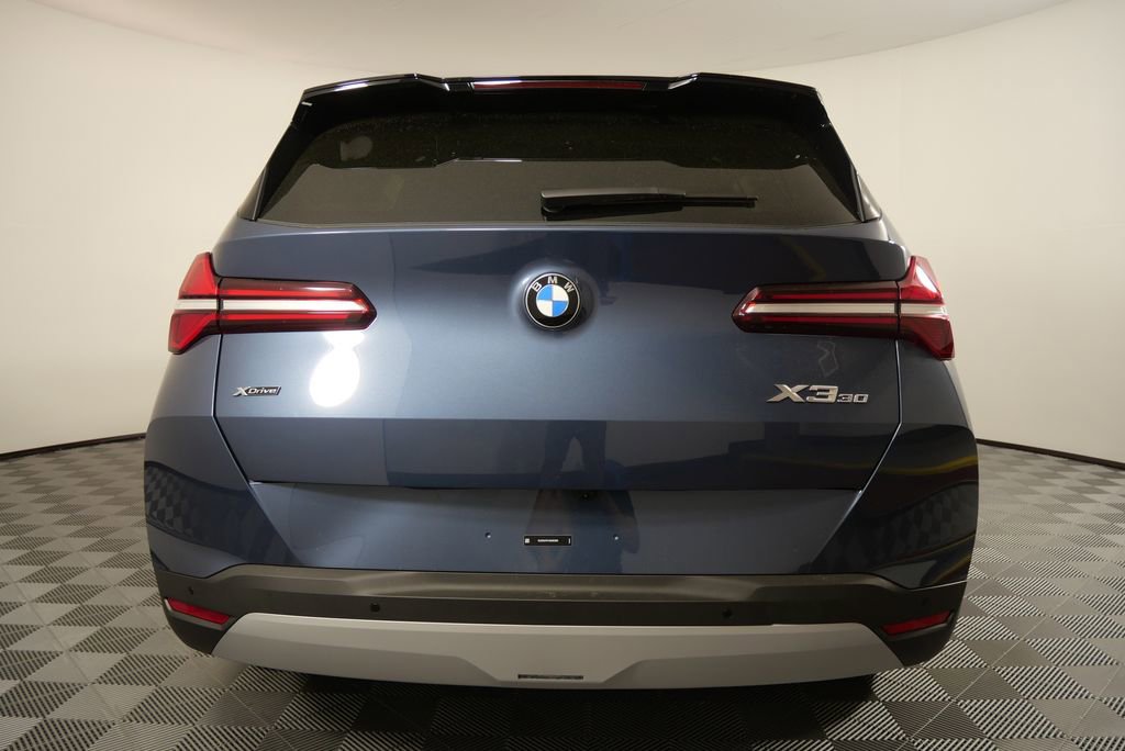 Certified 2025 BMW X3 xDrive30i w/ Premium Package AWD/4WD image 4