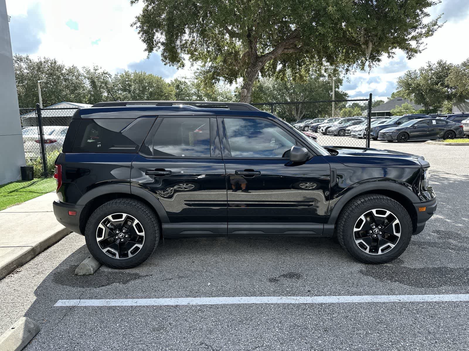 Used 2021 Ford Bronco Sport Outer Banks w/ Outer Banks Package (96D) AWD/4WD image 10