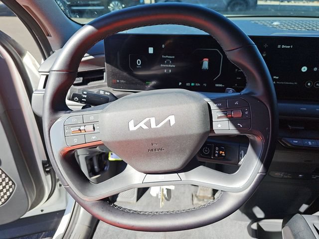 Used 2024 Kia EV9 Light Long Range RWD image 7