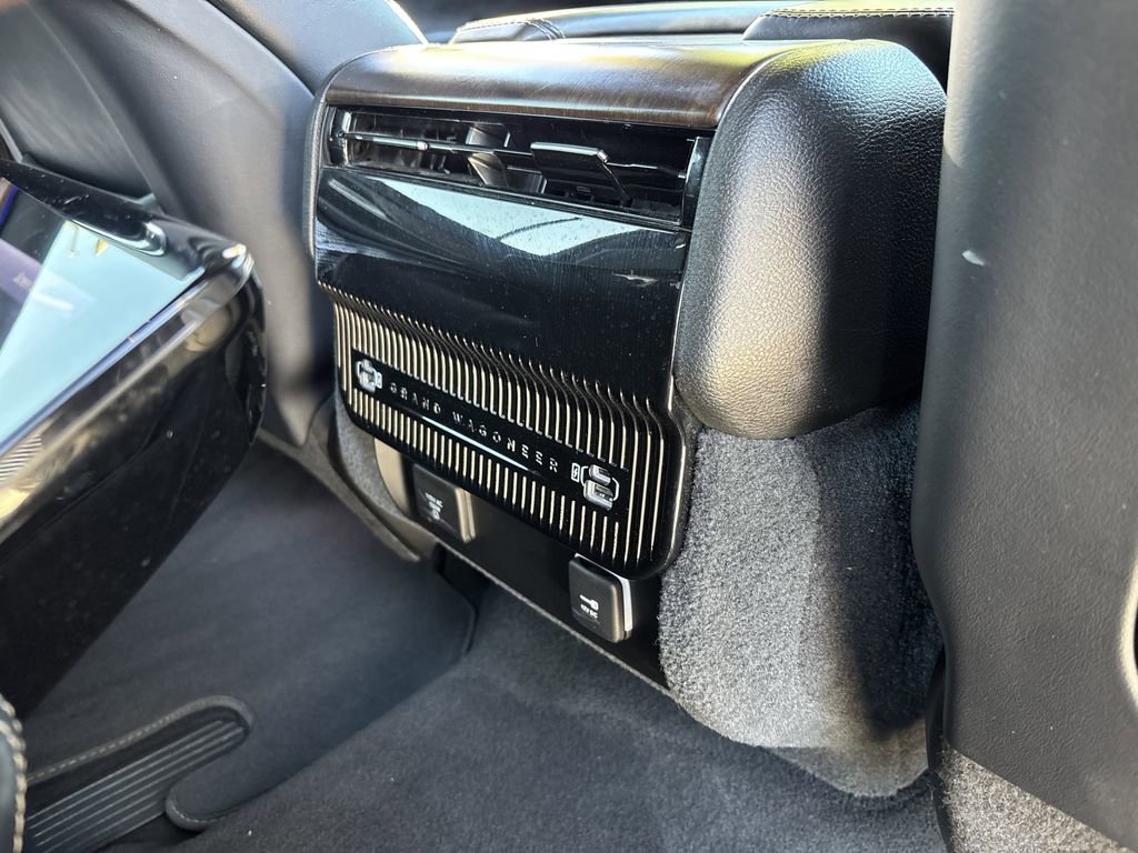 Used 2024 Jeep Grand Wagoneer L 4WD image 26