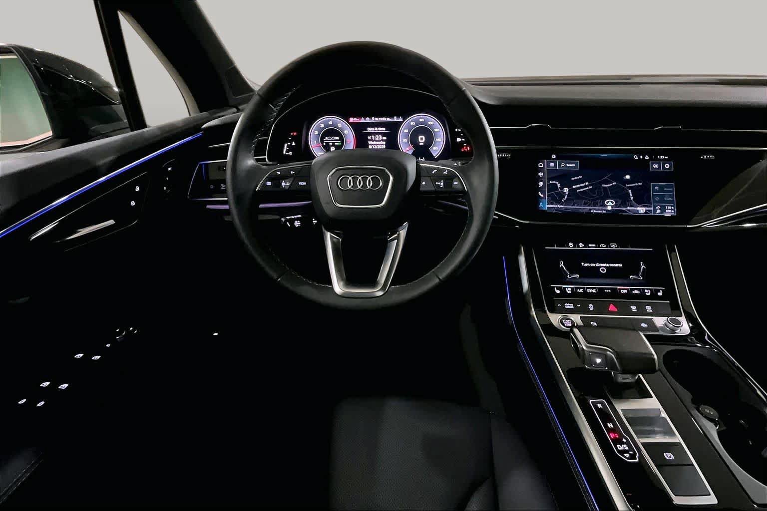 Used 2025 Audi Q7 3.0T Premium Plus AWD/4WD image 5