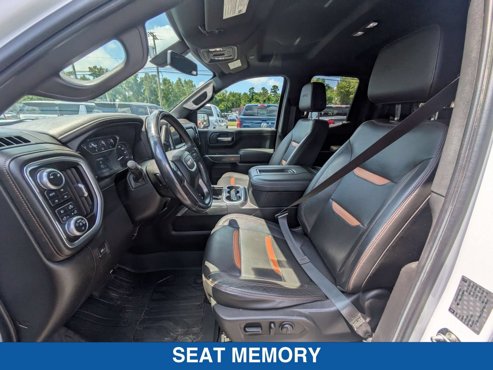 Used 2019 GMC Sierra 1500 AT4 w/ AT4 Premium Package AWD/4WD image 27