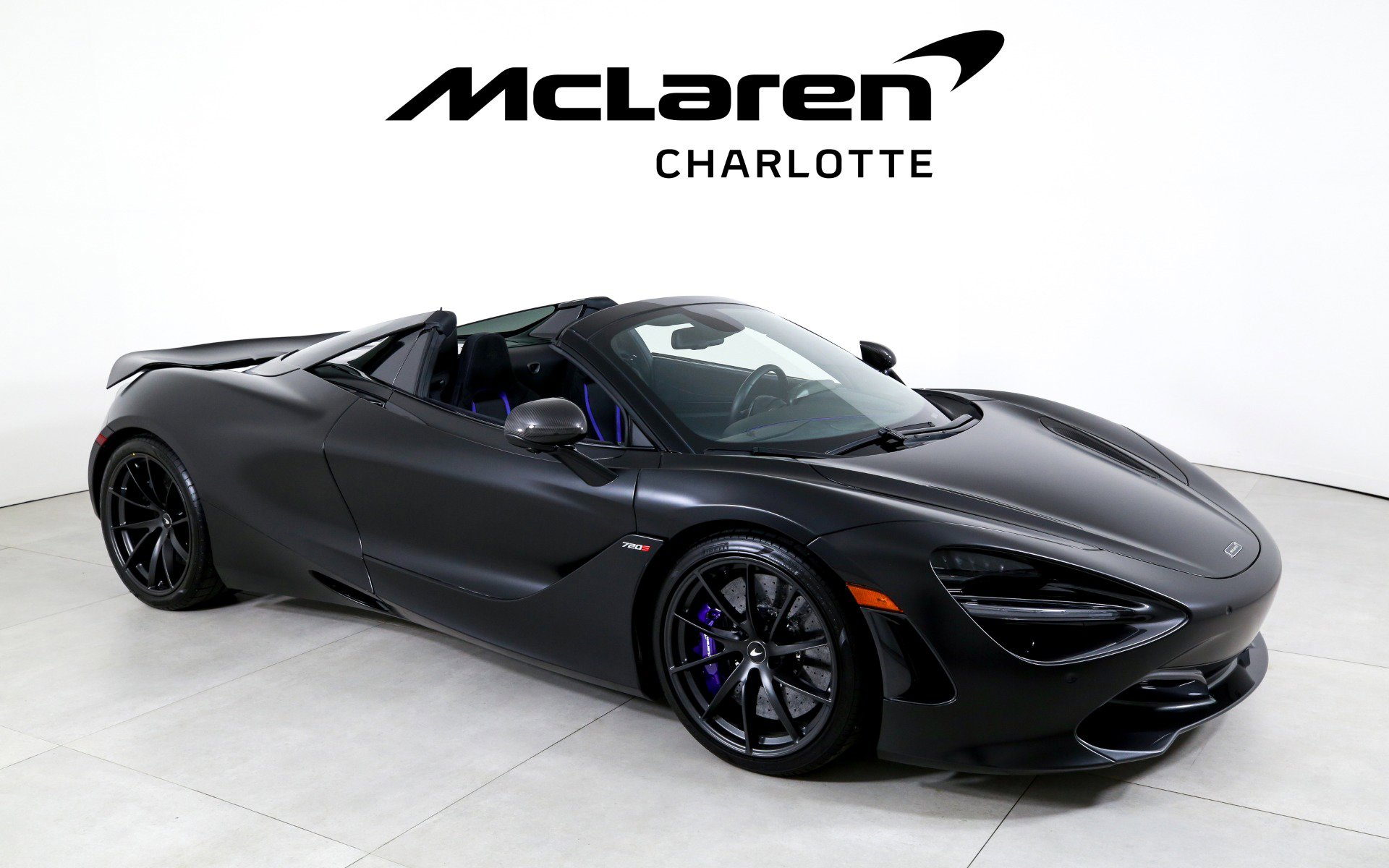 Used 2022 McLaren 720S Spider RWD image 2