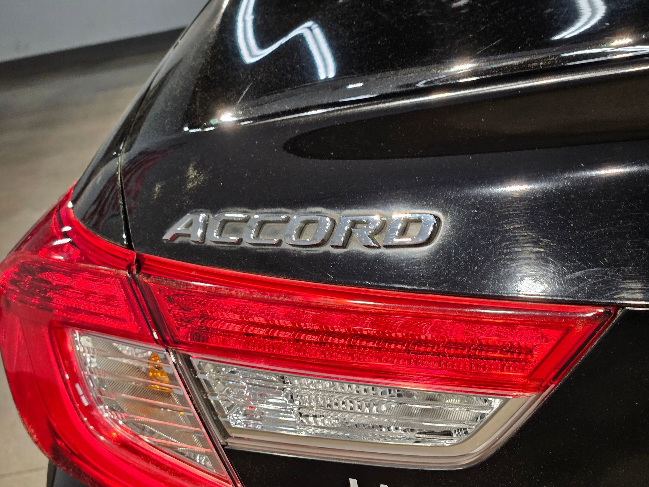 Used 2018 Honda Accord LX image 35