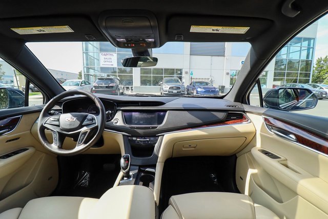 Used 2017 Cadillac XT5 Luxury w/ Driver Awareness Package image 56