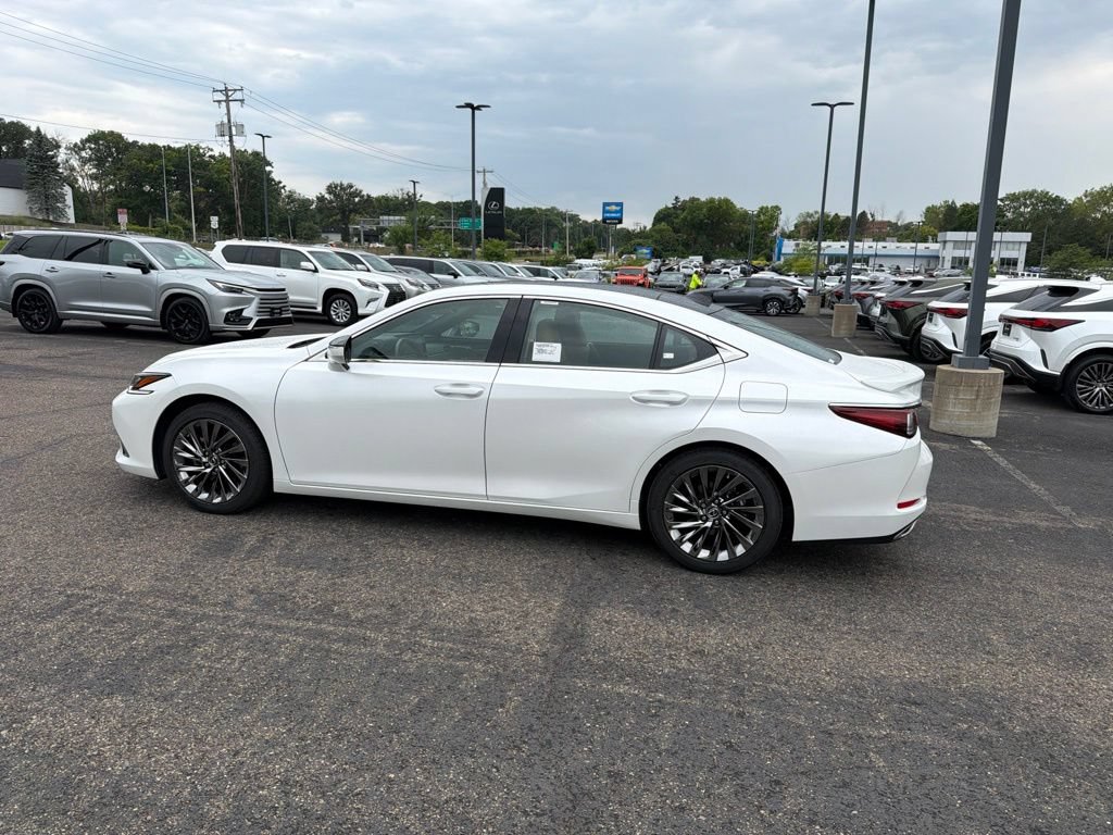 Certified 2025 Lexus ES 350 Ultra Luxury w/ Accessory Package (Z2) FWD image 39
