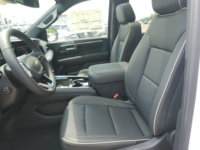 New 2026 Chevrolet Tahoe Premier w/ Sun And Tow Package AWD/4WD image 16