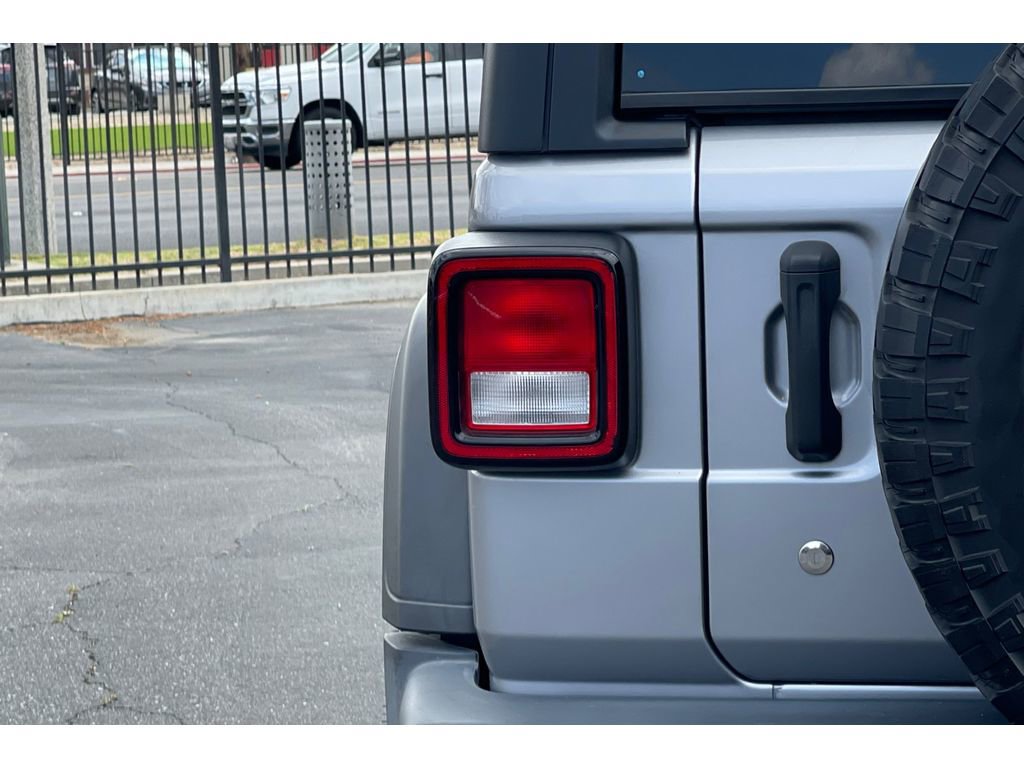 Used 2019 Jeep Wrangler Sport image 46