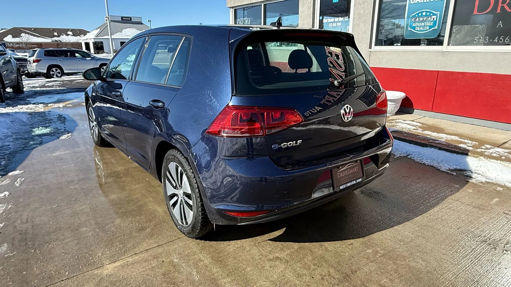 Used 2016 Volkswagen e-Golf SE w/ DC Fast Charging Package image 4