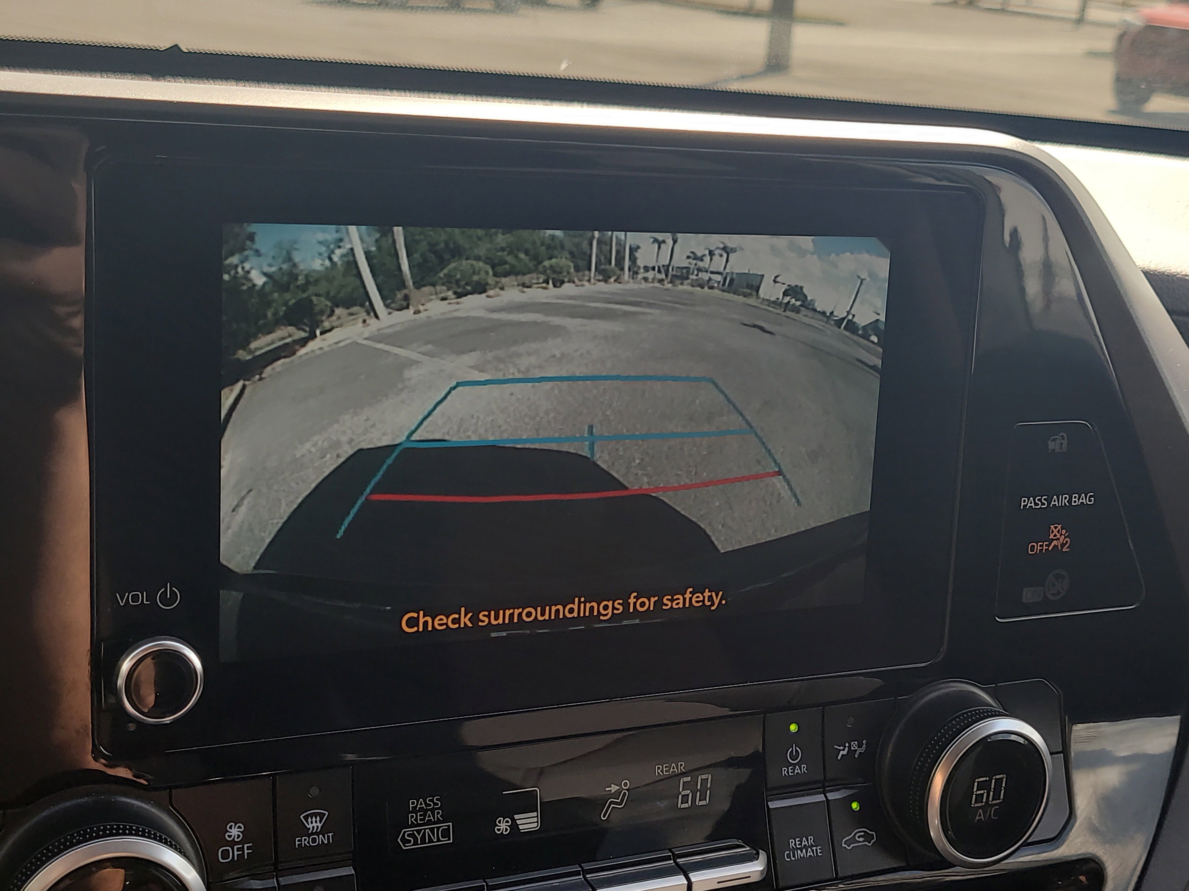 Certified 2025 Toyota Highlander LE image 26